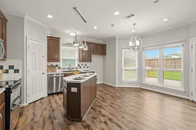 4307 Reynor Creek Court, Sugar Land, TX 77479 - Photo 11