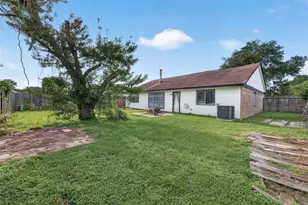 8203 Lone Quail Dr, Houston, TX 77489 - Photo 33