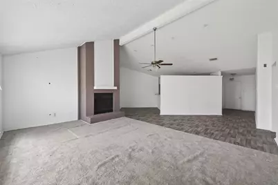 8203 Lone Quail Drive, Houston, TX 77489 - Photo 9