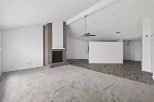 8203 Lone Quail Dr, Houston, TX 77489 - Photo 9