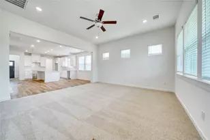 8326 Amethyst Valley Ln, Angleton, TX 77515 - Photo 9
