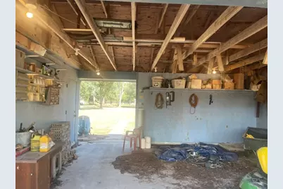 425 Margaret Street, El Campo, TX 77437 - Photo 17
