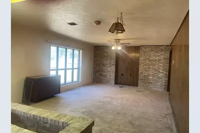 425 Margaret Street, El Campo, TX 77437 - Photo 7