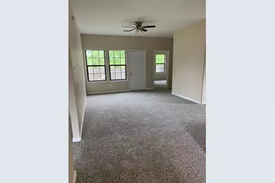 5329 Rue Street, Houston, TX 77033 - Photo 3