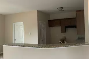 5329 Rue St, Houston, TX 77033 - Photo 9