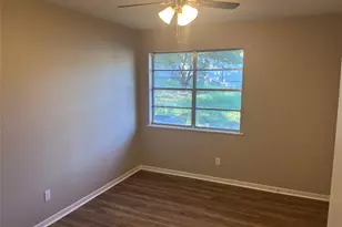 211 Scott Ct, Brenham, TX 77833 - Photo 7