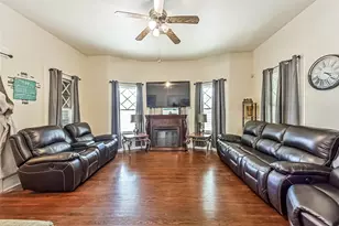 2012 31st St, Galveston, TX 77550 - Photo 7