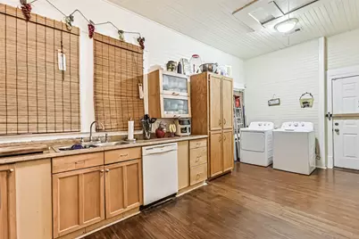 2012 31st Street, Galveston, TX 77550 - Photo 13