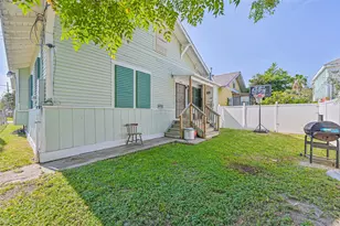 2012 31st St, Galveston, TX 77550 - Photo 21