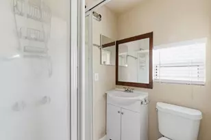 2411 Leffingwell St, Houston, TX 77026 - Photo 25