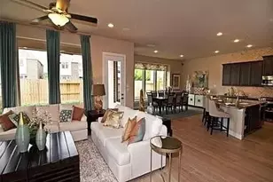 18303 Harmony Bluff Ln, Houston, TX 77094 - Photo 5