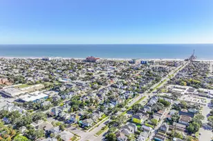 1310 Rosenberg St, Galveston, TX 77550 - Photo 43