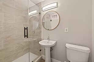 5833 Southlea St, Houston, TX 77033 - Photo 35