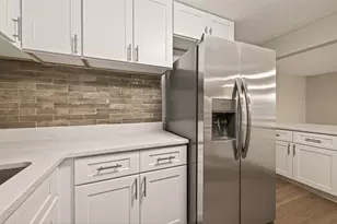 5833 Southlea St, Houston, TX 77033 - Photo 15