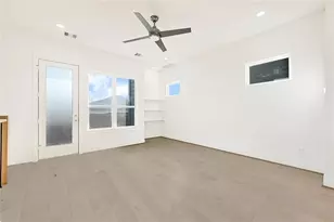 4623 Cochran St, Houston, TX 77009 - Photo 11