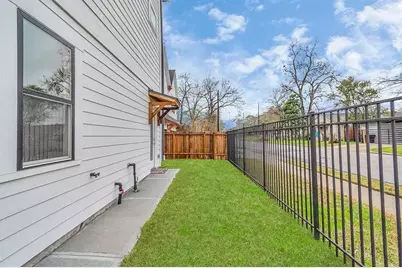 4623 Cochran Street, Houston, TX 77009 - Photo 25