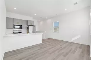 421 Alvia Run Ln, Houston, TX 77018 - Photo 11