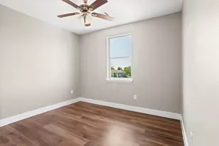 1226 9th St, San Leon, TX 77539 - Photo 23