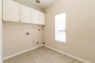 4111 Surreydon Dr, Houston, TX 77014 - Photo 19