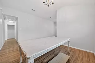 13723 Audra Ln, Houston, TX 77083 - Photo 11