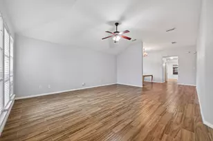 13723 Audra Ln, Houston, TX 77083 - Photo 5