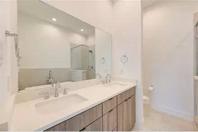 564 Janisch Road, Houston, TX 77018 - Photo 13