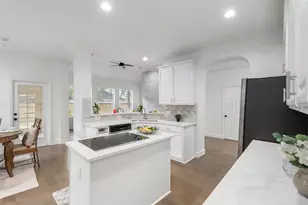 55 Terraglen Dr, Spring, TX 77382 - Photo 9