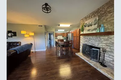 2550 Sam Rayburn Parkway #B-6, Brookeland, TX 75931 - Photo 3