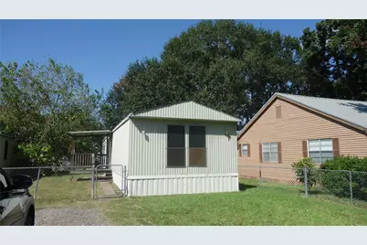 108 Gossett Street #B, Highlands, TX 77562 - Photo 1