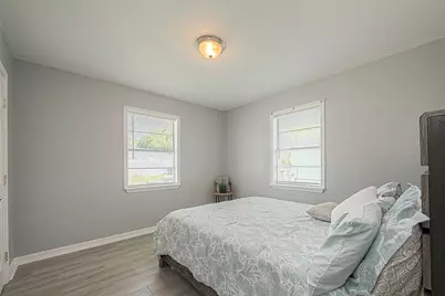 1803 Bayou Homes Drive, Galveston, TX 77551 - Photo 25