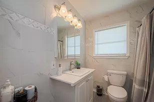 1803 Bayou Homes Dr, Galveston, TX 77551 - Photo 21