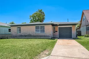 1803 Bayou Homes Dr, Galveston, TX 77551 - Photo 31