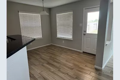 2487 Saddlecreek, Alvin, TX 77511 - Photo 5