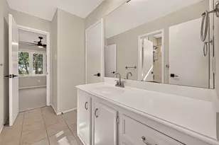2103 Shadybriar Dr, Houston, TX 77077 - Photo 37