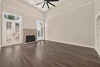 2103 Shadybriar Drive, Houston, TX 77077 - Photo 9