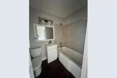 312 S Pumphrey, Edna, TX 77957 - Photo 7