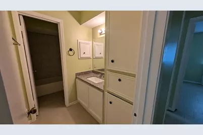 7706 Winter Glen Lane, Houston, TX 77072 - Photo 21