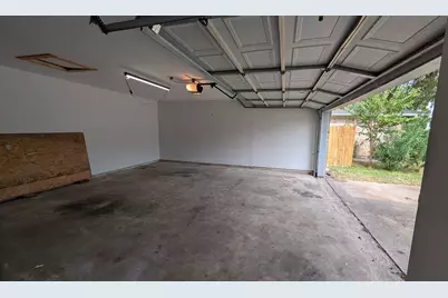 7706 Winter Glen Lane, Houston, TX 77072 - Photo 35