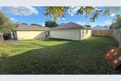 7706 Winter Glen Lane, Houston, TX 77072 - Photo 29