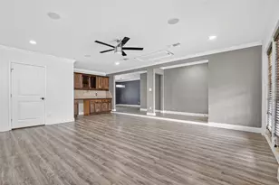 7713 Yoe St, Houston, TX 77016 - Photo 5