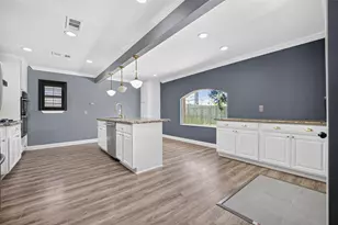 7713 Yoe St, Houston, TX 77016 - Photo 13