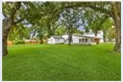 100 N Mattson Street, West Columbia, TX 77486 - Photo 1