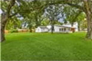100 N Mattson St, West Columbia, TX 77486 - Photo 1