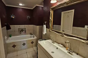 904 S 22nd St, Nederland, TX 77627 - Photo 11