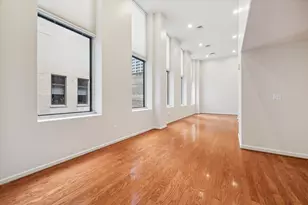 914 Main St, Houston, TX 77002 - Photo 1