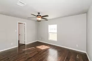 11215 Munn St, Houston, TX 77029 - Photo 15