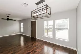 11215 Munn St, Houston, TX 77029 - Photo 7