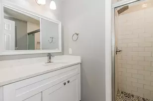 11215 Munn St, Houston, TX 77029 - Photo 13