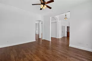 411 Bridge Crest Blvd, Houston, TX 77082 - Photo 9