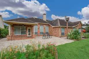 411 Bridge Crest Blvd, Houston, TX 77082 - Photo 31